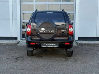 2013 Chevrolet Niva I Рестайлинг, коричневый, 353000 рублей, вид 4