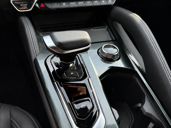 2022 Geely Monjaro I, синий - вид 11