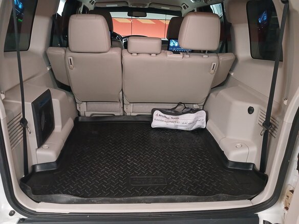 2019 Mitsubishi Pajero IV Рестайлинг 2, белый, 4700000 рублей - вид 15