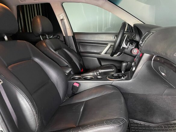 2008 Subaru Outback III Рестайлинг, серебристый, 1050000 рублей - вид 9