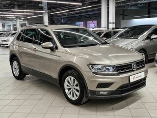 2019 Volkswagen Tiguan II, бежевый, 2399000 рублей, вид 2