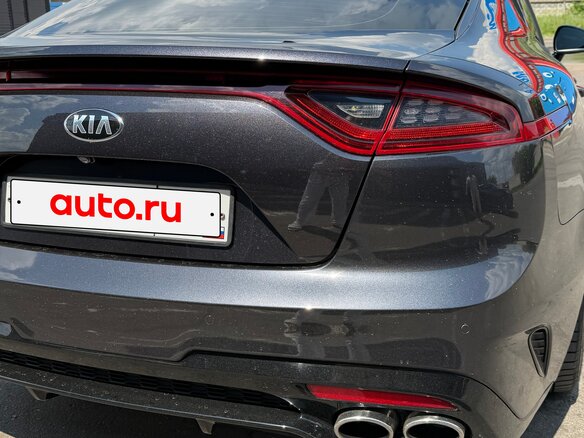 2018 Kia Stinger I, серый, 2300000 рублей - вид 5