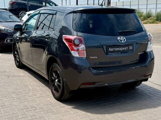 2012 Toyota Verso I, серый, 1129990 рублей, вид 4