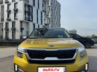 2020 Kia Seltos I, жёлтый, 2350000 рублей, вид 2
