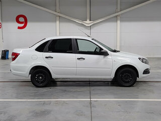 2025 Lada (ВАЗ) Granta I Рестайлинг, белый, 840000 рублей, вид 4