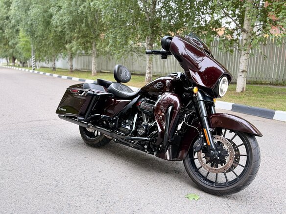 2018 Harley-Davidson CVO Street Glide, фиолетовый, 2200000 рублей