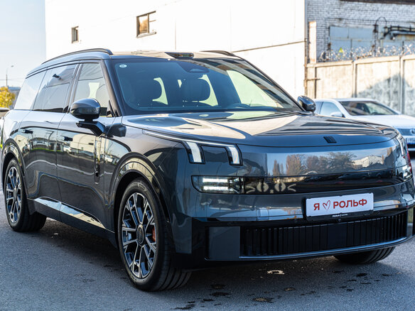 2026 Lynk & Co 900, серый, 9190000 рублей - вид 3