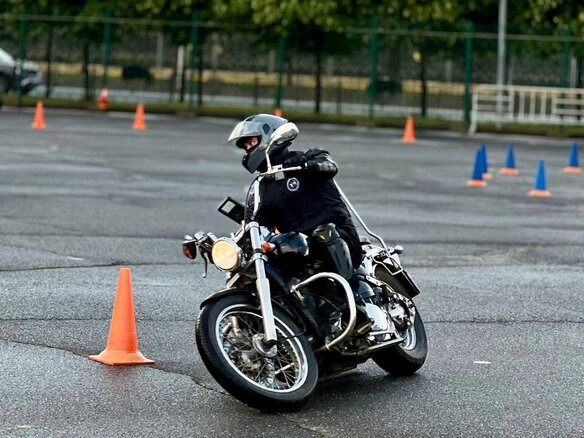 1997 Yamaha XVS400 Drag Star, чёрный, 350000 рублей - вид 2