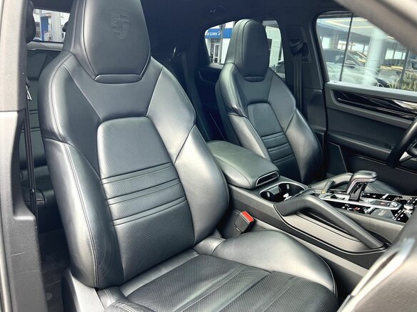 2019 Porsche Cayenne Coupé III, чёрный, 6650000 рублей - вид 33