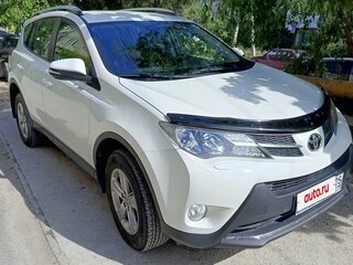 2014 Toyota RAV4 IV (XA40), белый, 1900000 рублей, вид 3