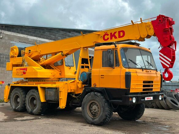 1997 CKD AD - Series, жёлтый, 2250000 рублей - вид 8