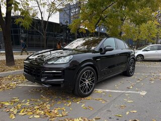 2025 Porsche Cayenne E-Hybrid Coupé III Рестайлинг, чёрный, 16400000 рублей, вид 4