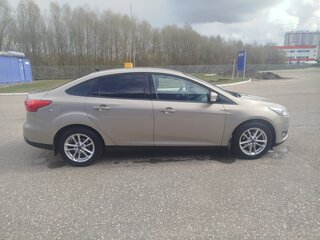 2016 Ford Focus III Рестайлинг, бежевый, 810000 рублей, вид 5