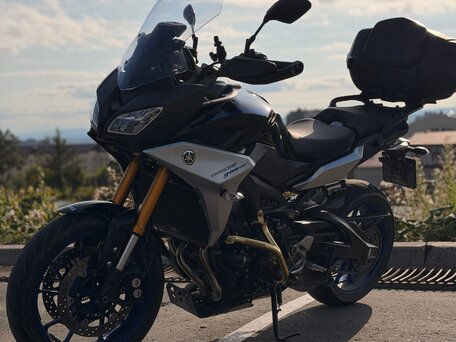 2018 Yamaha MT-09 Tracer (FJ-09), синий, 995000 рублей, вид 3