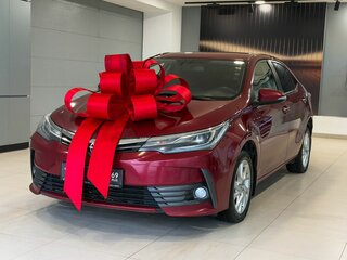 2017 Toyota Corolla XI (E160, E170, E180) Рестайлинг 1, красный, 1615000 рублей, вид 1