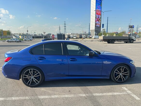 2019 BMW 3 серии 320d VII (G2x), синий, 3100000 рублей - вид 2