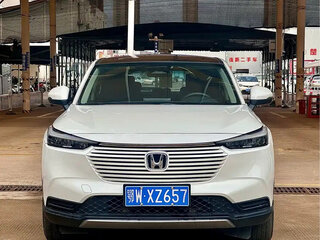 2023 Honda Vezel II, белый, 1867777 рублей, вид 2