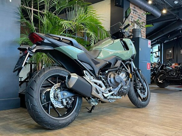 2025 Honda NC 750X, зелёный, 1600000 рублей - вид 1