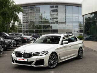 2021 BMW 5 серии 520i VII (G30/G31/G38) Рестайлинг, белый, 5250000 рублей, вид 3