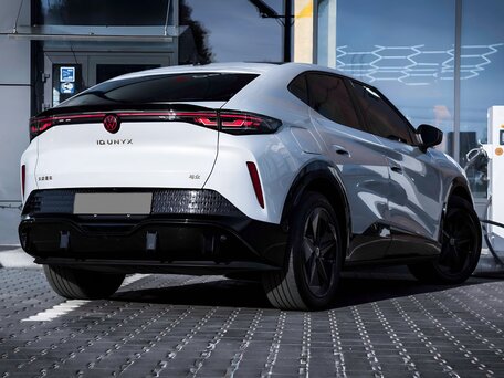2024 Volkswagen ID.Unyx, белый, 3580000 рублей, вид 2