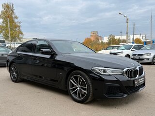 2020 BMW 5 серии 520d VII (G30/G31/G38) Рестайлинг, чёрный, 4500000 рублей, вид 3