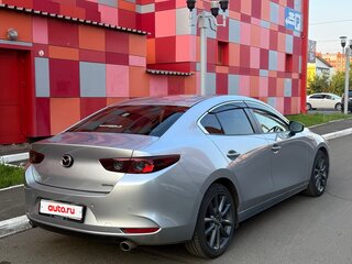 2021 Mazda 3 IV (BP), серебристый, 1700000 рублей, вид 3
