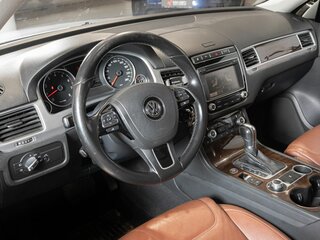 2015 Volkswagen Touareg II Рестайлинг, белый, 2200000 рублей, вид 5