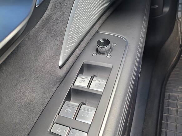 2022 Audi A8 Long 55 TFSI IV (D5), чёрный, 7890000 рублей - вид 13