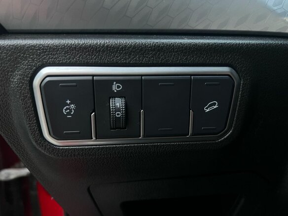 2023 Haval F7x I Рестайлинг, красный, 2249000 рублей - вид 18