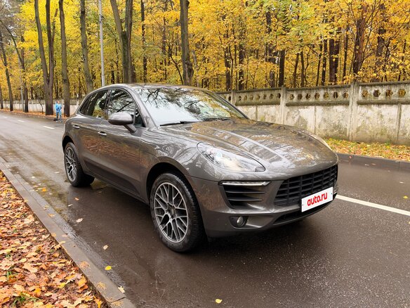 2017 Porsche Macan I, серый, 3750000 рублей - вид 2