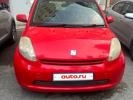 2005 Toyota Passo I (C10), красный, 350000 рублей, вид 2