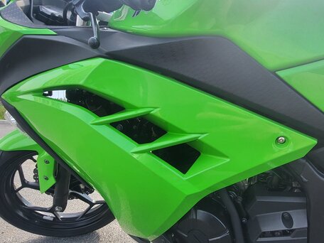 2014 Kawasaki Ninja 300, зелёный, 420000 рублей, вид 4