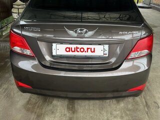 2015 Hyundai Solaris I Рестайлинг, коричневый, 920000 рублей, вид 3