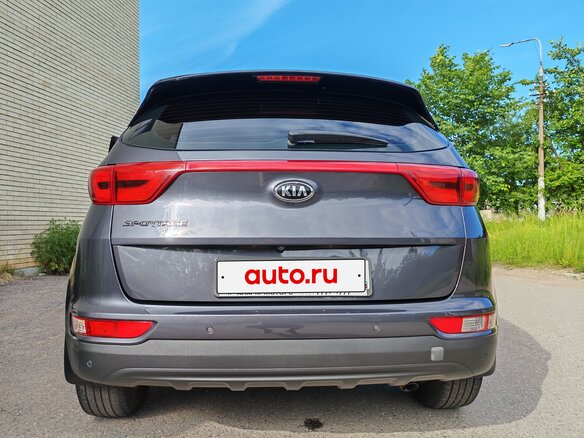 2018 Kia Sportage IV, серый, 1800000 рублей - вид 5