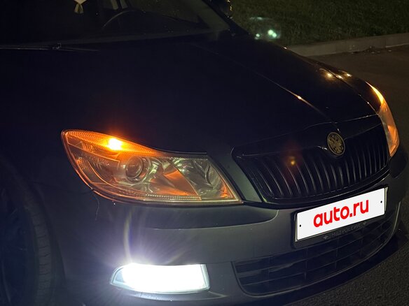 2011 Skoda Octavia II (A5) Рестайлинг, серый, 650000 рублей - вид 20