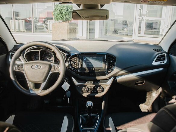2018 Lada (ВАЗ) Vesta SW Cross I, коричневый, 1080000 рублей - вид 13