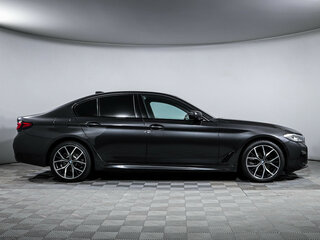2020 BMW 5 серии 520d xDrive VII (G30/G31/G38) Рестайлинг, серый, 3719480 рублей, вид 4