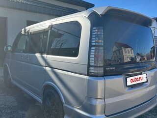 2003 Honda Stepwgn Spada II Рестайлинг, серебристый, 790000 рублей, вид 3