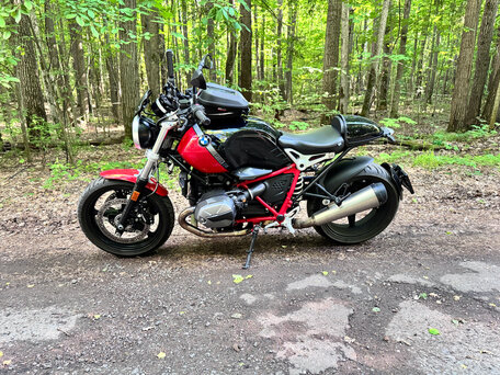 2021 BMW R Nine T, красный, 1150000 рублей, вид 4