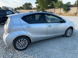 2012 Toyota Aqua I, серый, 635000 рублей, вид 3