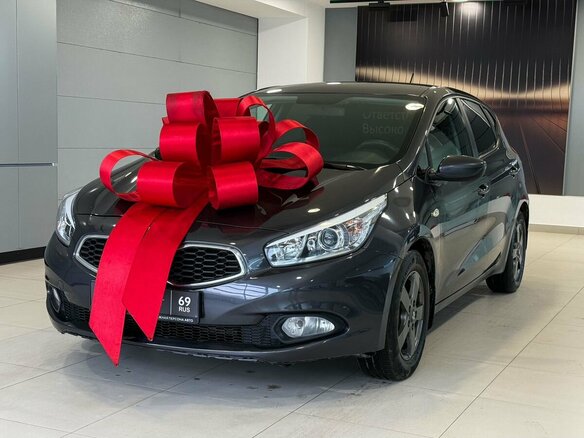 2014 Kia Ceed II, серый, 915000 рублей