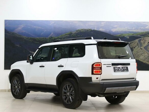 2026 Toyota Land Cruiser Prado 250 Series, белый, 11400000 рублей - вид 5