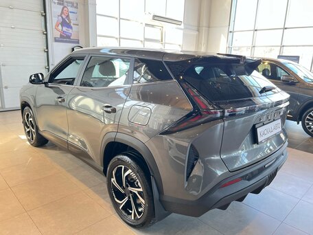 2026 Geely Cityray, серый, 2954990 рублей, вид 4
