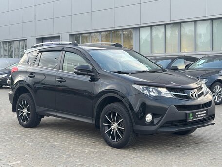 2014 Toyota RAV4 IV (XA40), чёрный, 1700000 рублей, вид 3