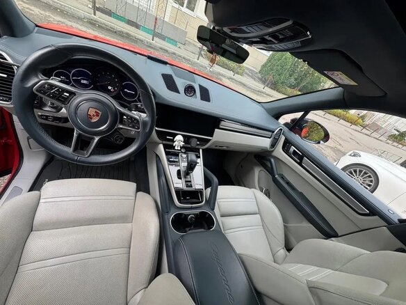 2019 Porsche Cayenne III, оранжевый, 7800000 рублей - вид 7