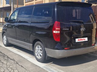 2010 Hyundai H-1 II, чёрный, 1400000 рублей, вид 4