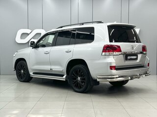 2015 Toyota Land Cruiser 200 Series Рестайлинг 2, серебристый, 6420000 рублей, вид 2