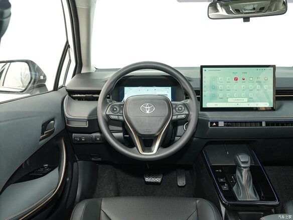 2023 Toyota Corolla XII (E210), белый, 1850000 рублей - вид 9