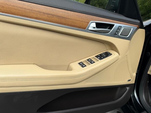 2017 Genesis G80 I, чёрный, 1650000 рублей - вид 8