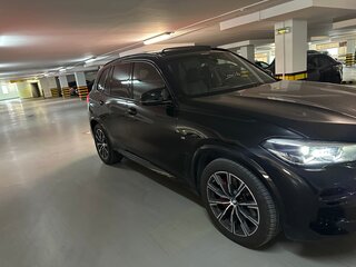2022 BMW X5 40i IV (G05/G18), чёрный, 7300000 рублей, вид 5